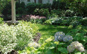 Montclair An Intimate Garden #006 by Landscape Techniques Inc